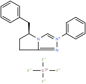 (S)-5-苄基-2-苯基-6,7-二氢-5H-吡咯并[2,1-c][1,2,4]三唑-2-四氟硼酸钾