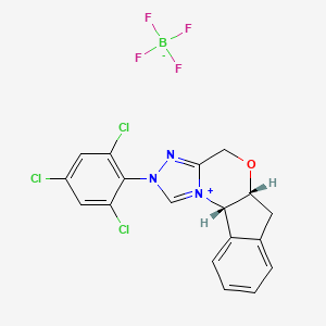 (5aR,10bS)-2-(2,4,6-三氯苯基)-5a,10b-二氢-4H,6H-茚并[2,1-b][1,2,4]三唑[4,3-d][1,4]噁嗪-2-鎓四氟硼酸盐